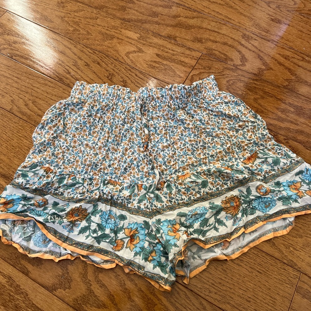 Floral boho shorts